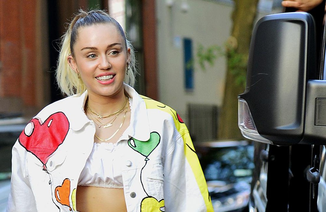 Miley cyrus: schlüpfrige details