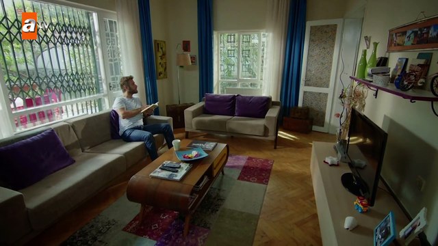 Büşra artık genç bir kız! - Kırgın Çiçekler 92.Bölüm