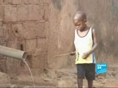 Méfiance autour d'une mine d'or-Reportage-FR-FRANCE24