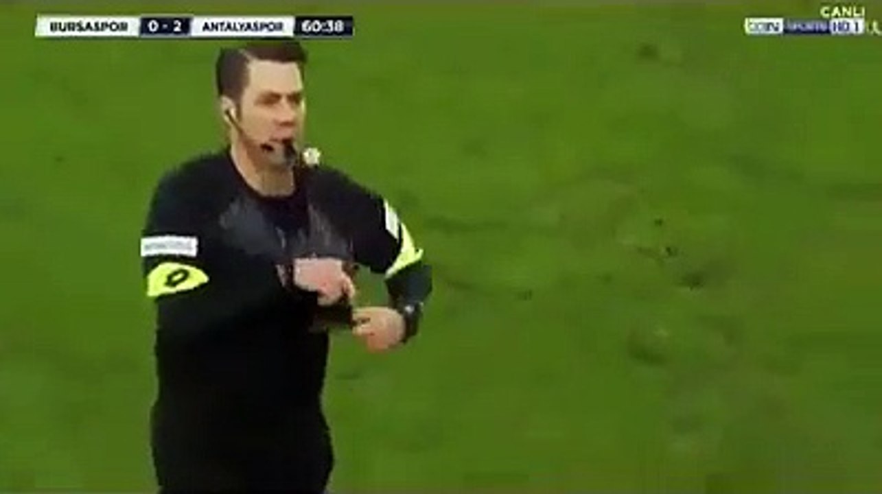 Süleyman Çakırın caydıran  bakışı