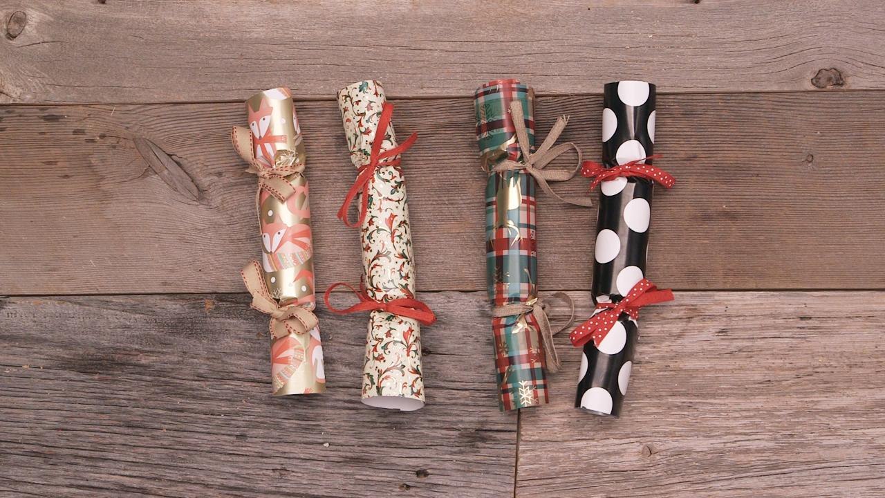 Class up your holiday dinner with these DIY Christmas crackers
