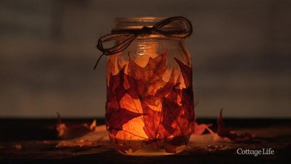 Give your cottage an autumn glow with this DIY Mason jar candle