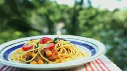 How to make quick tuna pasta with chickpeas and swiss chard