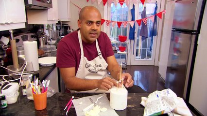 Best Cake Wins Expert Advice: Working With Modeling Chocolate