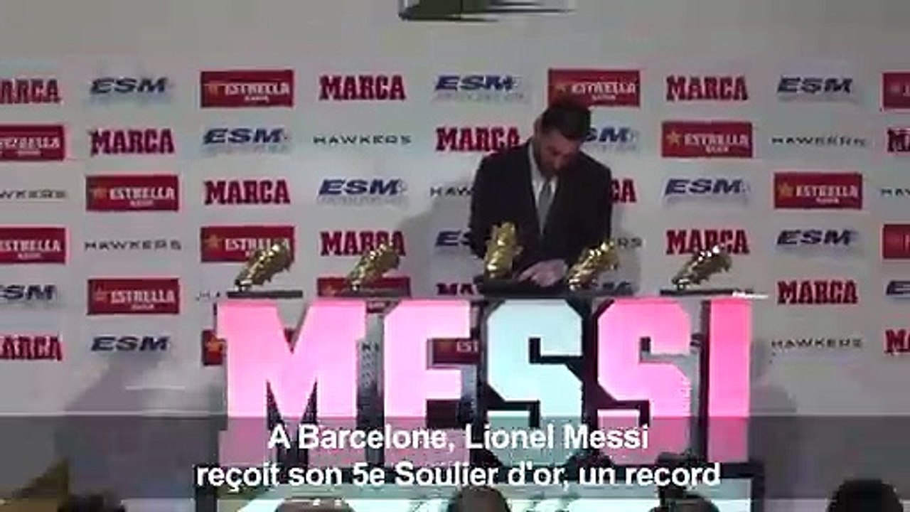 Football/Barcelone: Messi reçoit son 5e Soulier d'or, un record