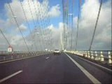 Marion conduit... sur le pont de Normandie