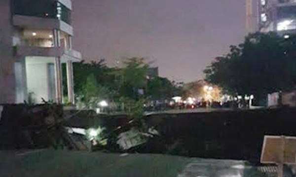 Kapolda Jatim Tinjau Jalan Raya Gubeng Ambles