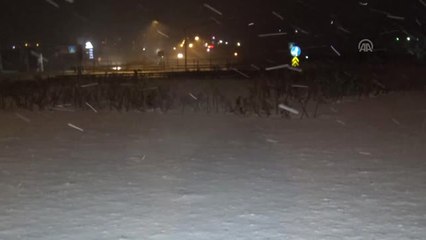 Kar Yağışı Hayatı Olumsuz Etkiliyor