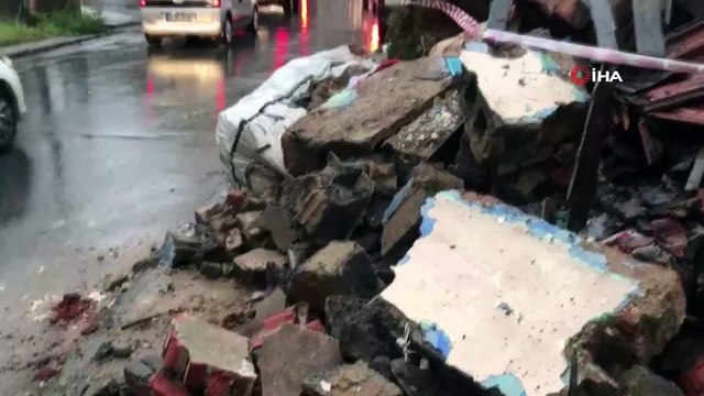 Şişli’de şiddetli yağış sonrası gecekondunun çatısı çöktü