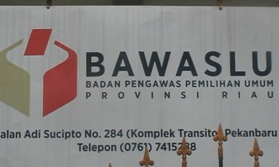 Bawaslu Riau Segera Selidiki Perusakan Baliho Partai Demokrat