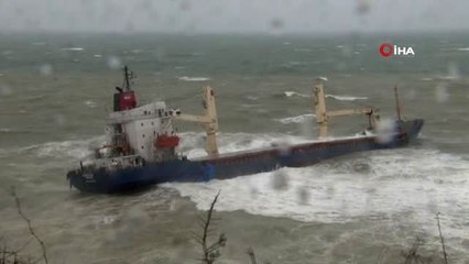 Şile'de Karaya Oturan Geminin Mürettebatının Bekleyişi Sürüyor