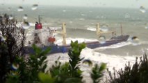 Şile'de karaya oturan gemide kurtarma çalışmaları (1) - İSTANBUL