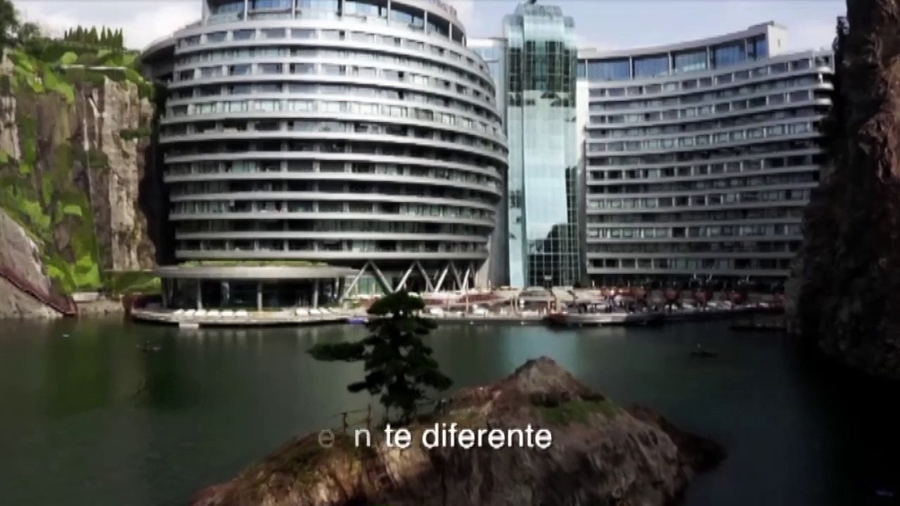 Carlos Malpica Flores te muestra un hotel de lujo dentro de una cantera