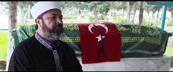 Kurtlar ve Çakallar Fragman