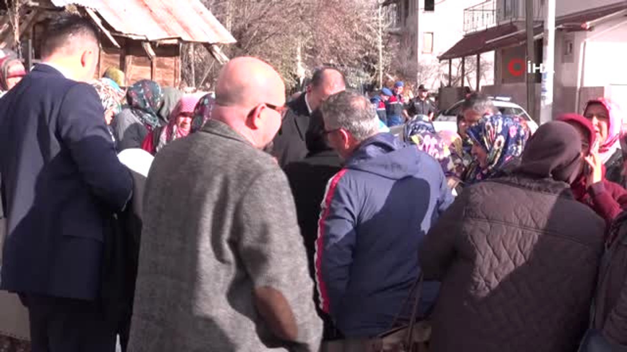 Eski Bakan Fatma Betül Sayan Kaya'nın Halası Son Yolculuğuna Uğurlandı