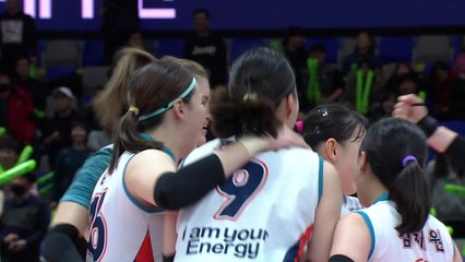 GS칼텍스, 현대건설에 풀세트 승리...선두 / YTN