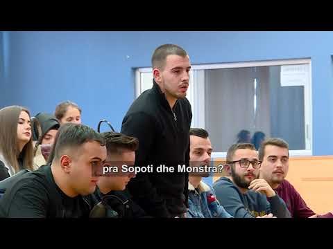 Studentët “thumbojnë” me pyetje kryeprokuroren Janeva