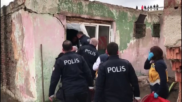 Yaşlı adam ikna olmayınca polis, sobasını yaktı - KIRIKKALE