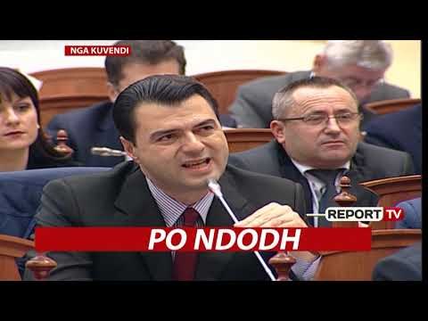 Basha del në foltoren e Kuvendit por refuzon të flasë: Të lejohen mediat në sallë