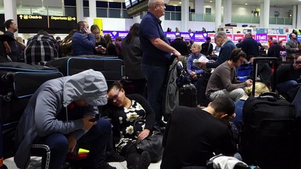 Flughafen Gatwick wegen Drohnen geschlossen