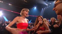 Grammys 2016 : Taylor Swift triomphe et se venge de Kanye West