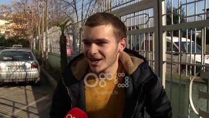 Ora News - Studentët: Bojkot auditoreve deri në rrezimin e ligjit te arsimit