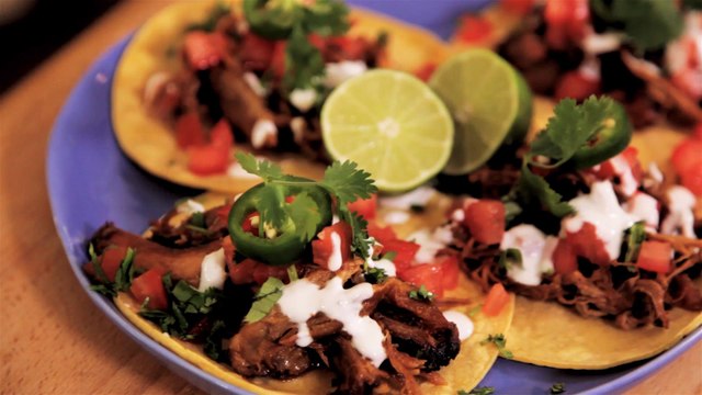 New Year's Eve Snack Prep: Midnight Slow Cooker Carnitas Tacos