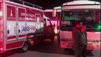 İzmir'de trafik kazası: 1 ölü, 2 yaralı(1)