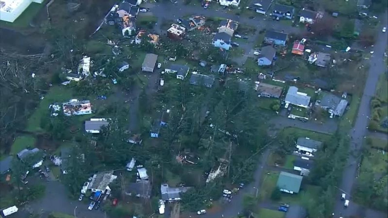 Tornado verwüstet Vorort von Seattle