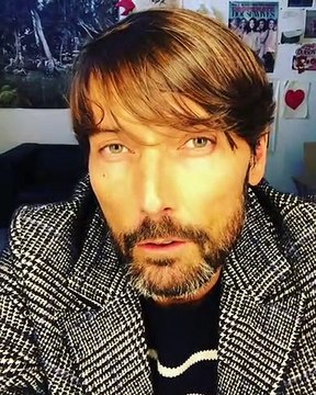 Absent du clip contre l'homophobie, l'acteur Laurent Kérusoré fait part de sa tristesse: Ce qui est dedans je l'ai vécu et je le vis encore - VIDEO