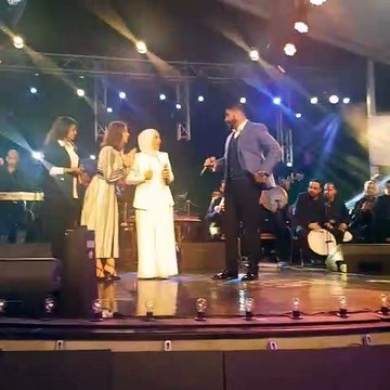 جانا الهوا تجمع خالد سليم وحمادة هلال ومنى عبد الغنى