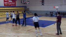 Basketbolda Elazığ’ın kızları Süper Lig istiyor