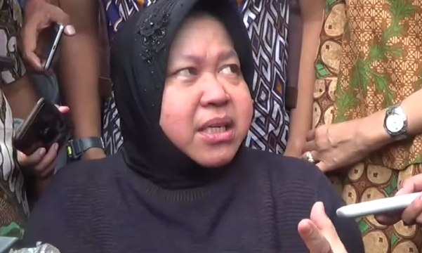 Tri Rismaharini Cek Penanganan Tanah Ambles