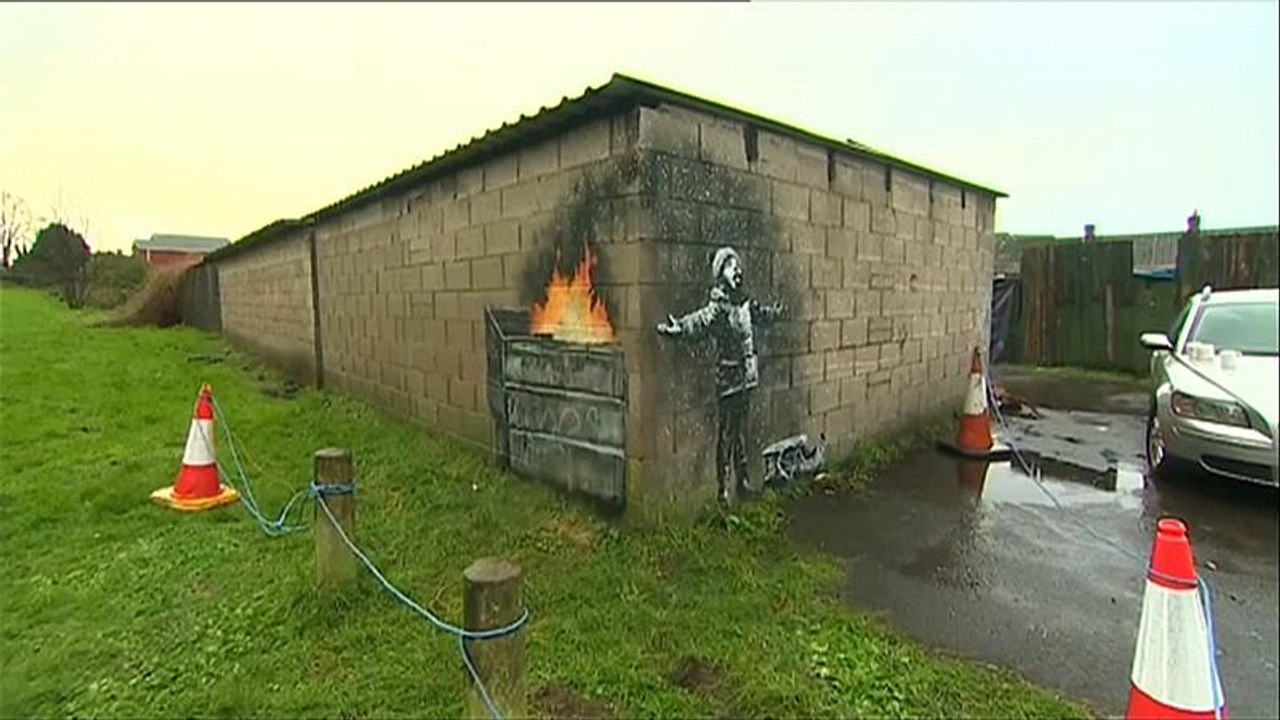 Banksy wünscht 'Frohes Fest' - mit Ascheflocken