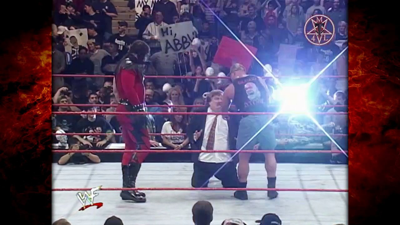 Kane & Stone Cold Steve Austin Abduct & Stuff Paul Bearer into a Sewer! 11/30/98