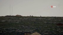 PKK/YPG’liler toplantı halinde görüntülendi- ABD’nin askerlerini Suriye’den çekme kararı almasının ardından PKK/YPG’liler Menbiç sınırında toplantı halinde görüntülendi