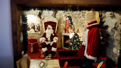 سانتا كلاوس يفتتح موسم الأعياد في القدس