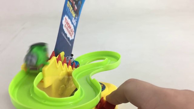 Thomas and Friends Running Mini Trains Coasters Climb Track きかんしゃトーマス　走れミニコースター || Keith's Toy Box