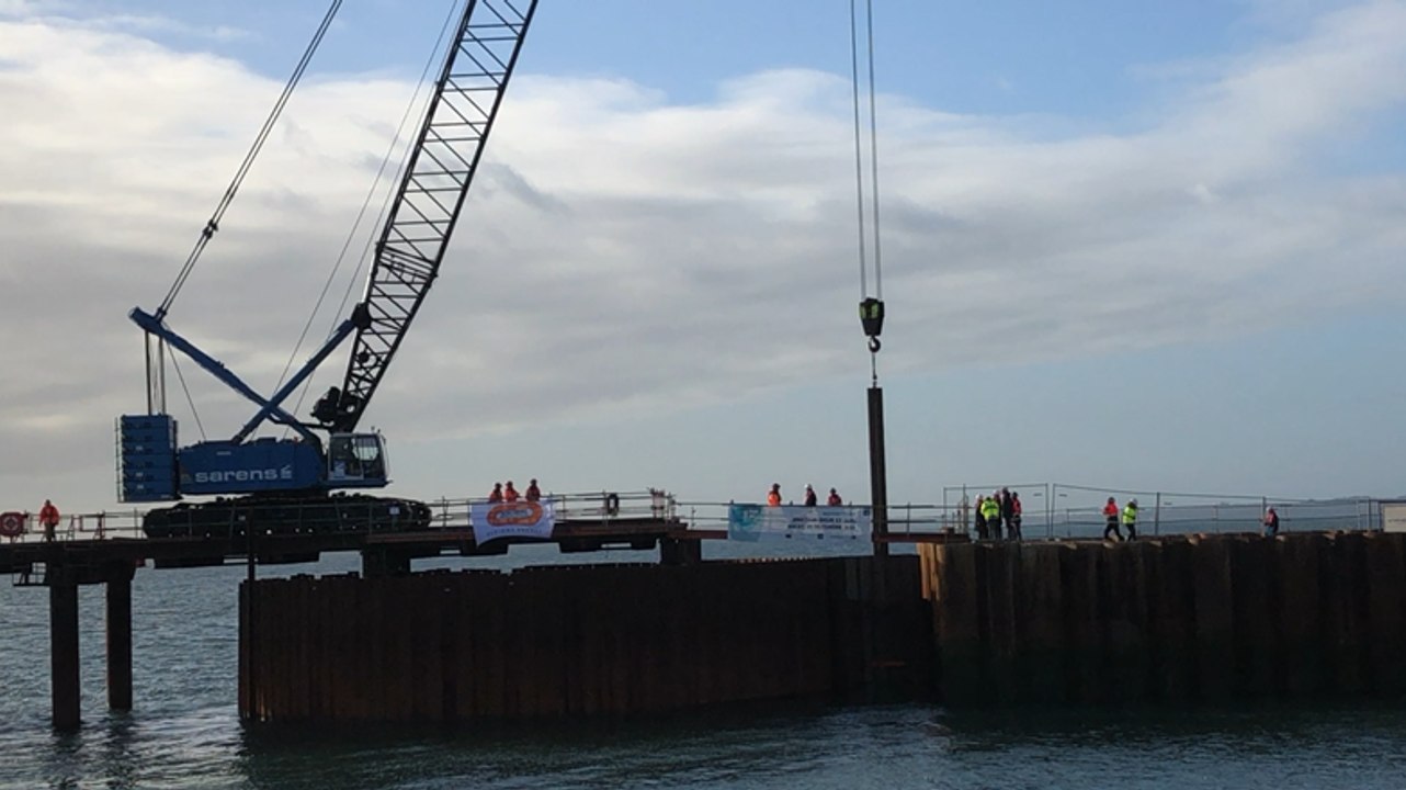 Brest. Sur le chantier du polder, la digue et le quai