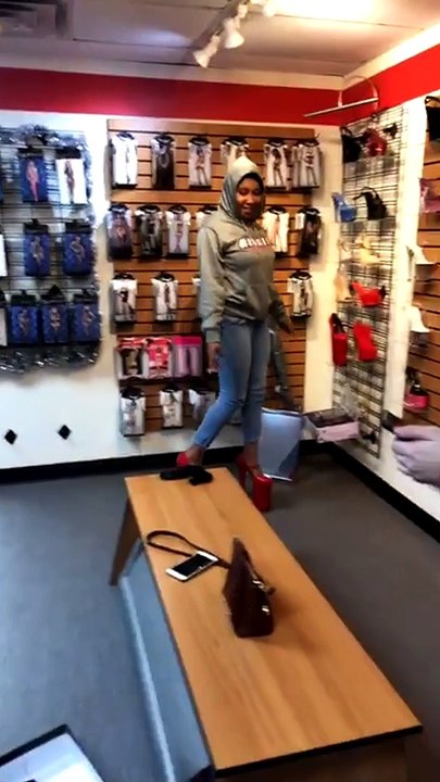 Stiletto Regretto