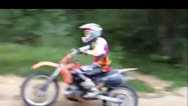 KTM 2T ENGINE BLOWS ACELERADA A FONDO HASTA REVENTAR gripar piston motocross enduro motor ( 720 X 1280 )