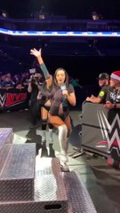 IIconics (Billie Kay and Peyton Royce) - WWE Oakland December 15th 2018