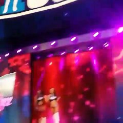 IIconics (Billie Kay and Peyton Royce) - Smackdown November 20th 2018