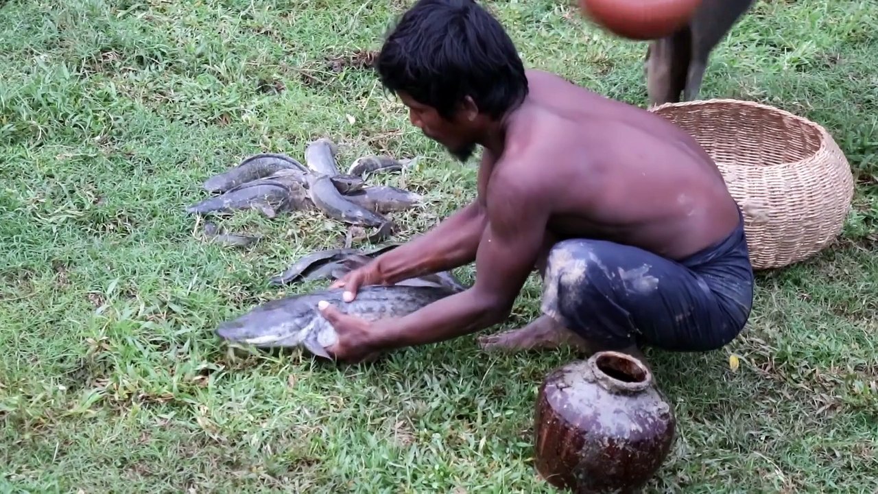 Build Fish Pond Using Stone