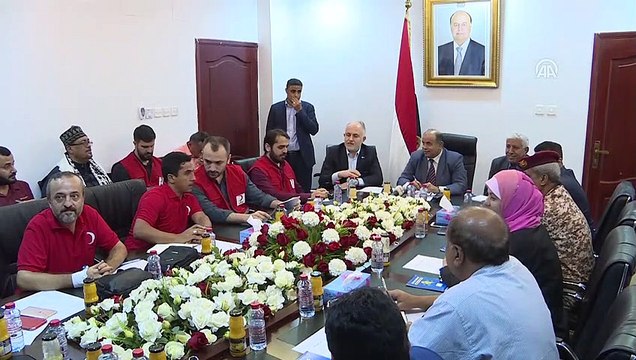 Türk Kızılayı Genel Başkanı Kınık insani yardım için Yemen'de - ADEN