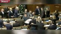 Ukrayna meclisi karıştı