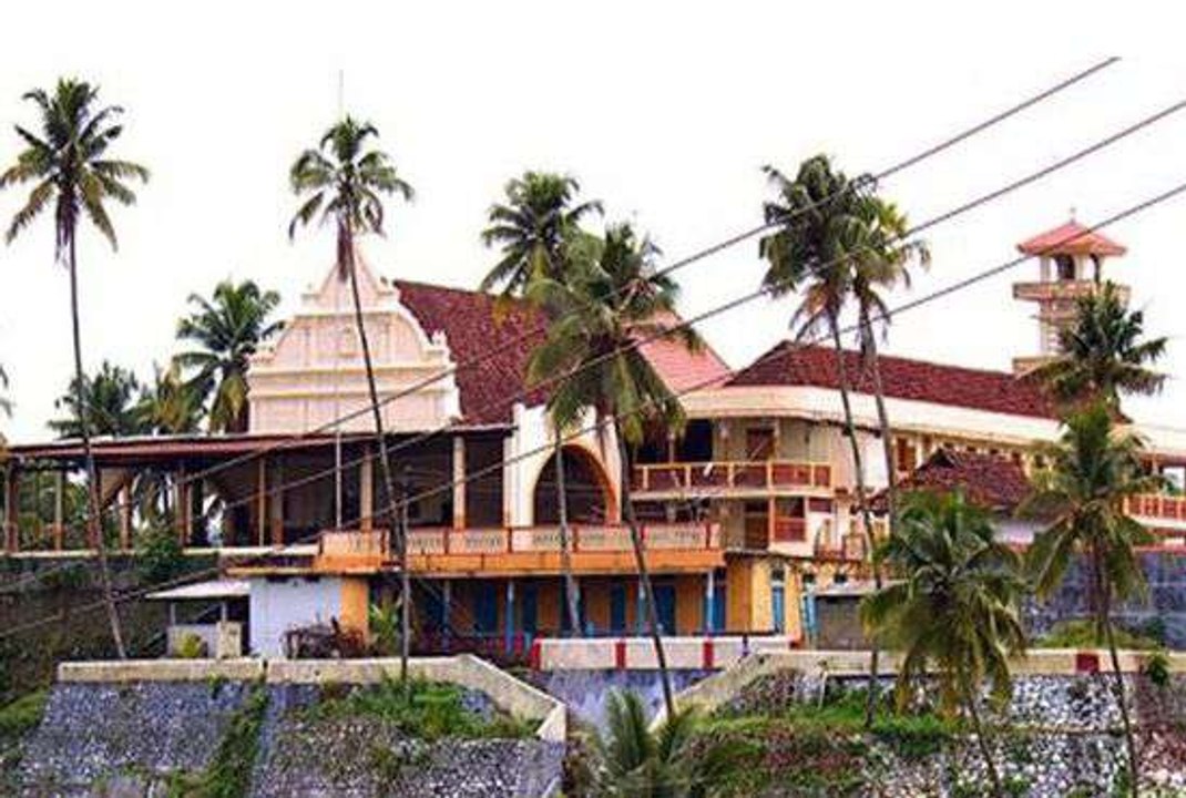 കോതമംഗലം ചെറിയ പള്ളി പരിസരത്ത് സംഘര്‍ഷം | Onein...