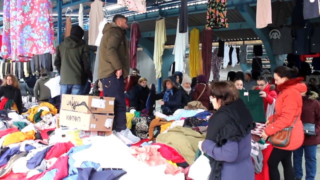 Yunan ve Bulgar turistler Noel alışverişini Edirne'de yapıyor