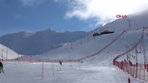 Spor Alp Disiplini Fıs Anatolian Cup Palandöken'de Devam Ediyor
