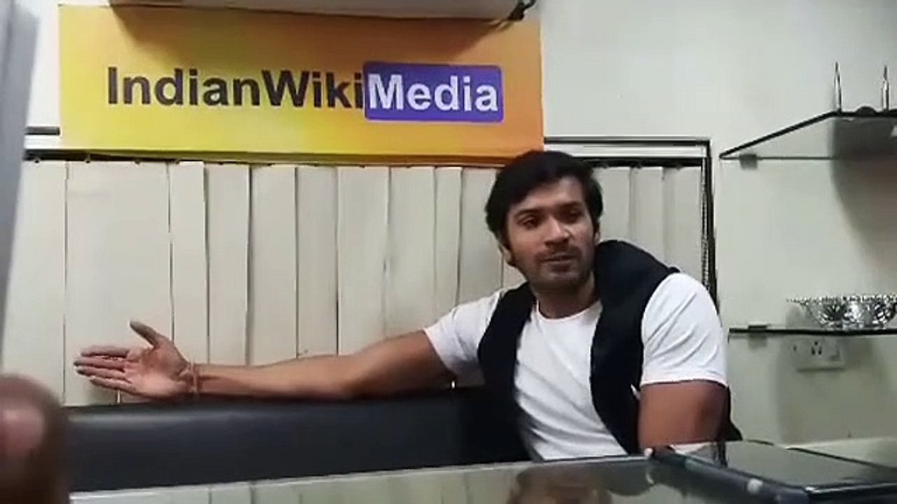 Mrunal Jain LIVE